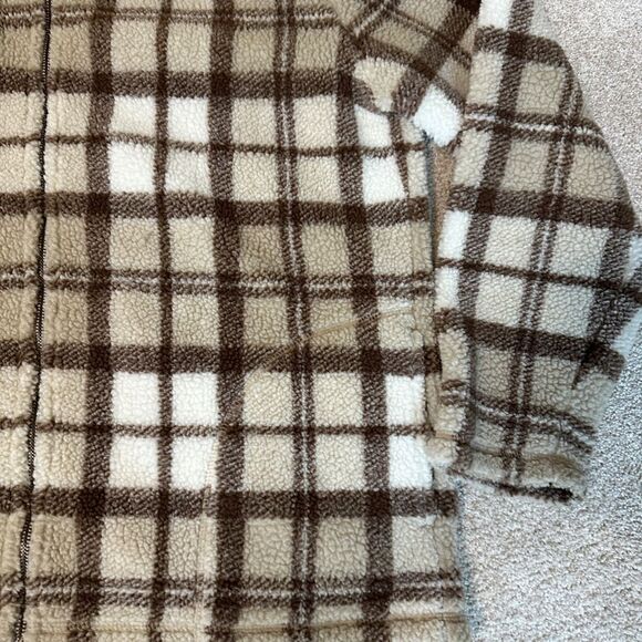 Excellent Used Condition Fuzzy Plaid Jacket Unlined Size Medium Liz Claiborne - Picture 5 of 10